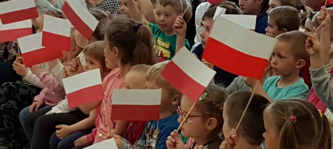 Akademia z okazji uchwalenia Konstytucji 3-go Maja Akademia z okazji uchwalenia Konstytucji 3-go Maja