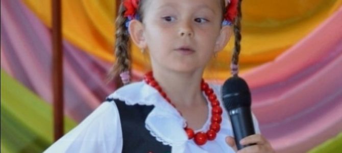 Gminny Konkurs Piosenki Dziecięcej pt. „Folklorystyczne perełki” Gminny Konkurs Piosenki Dziecięcej pt. „Folklorystyczne perełki”
