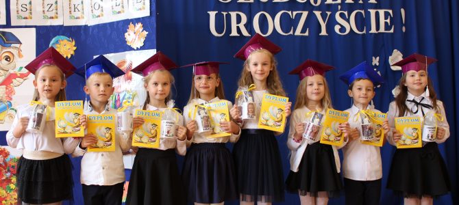 Dzień Edukacji Narodowej oraz Pasowanie Pierwszoklasistów – galeria