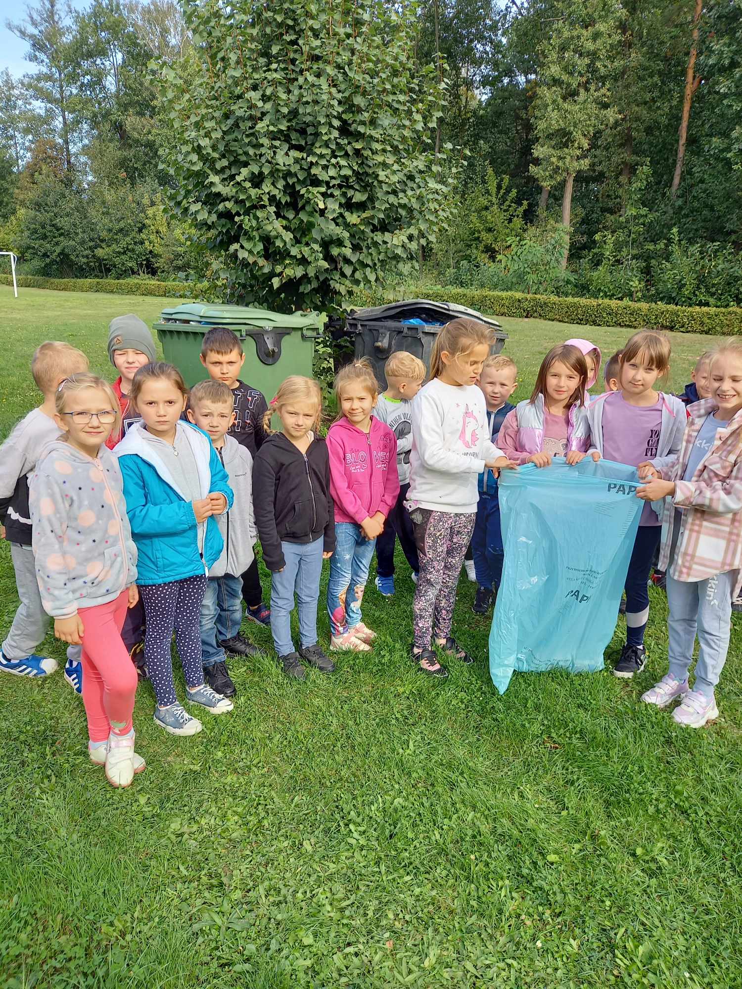 Akcja Sprzątamy dla Polski Akcja Sprzątamy dla Polski