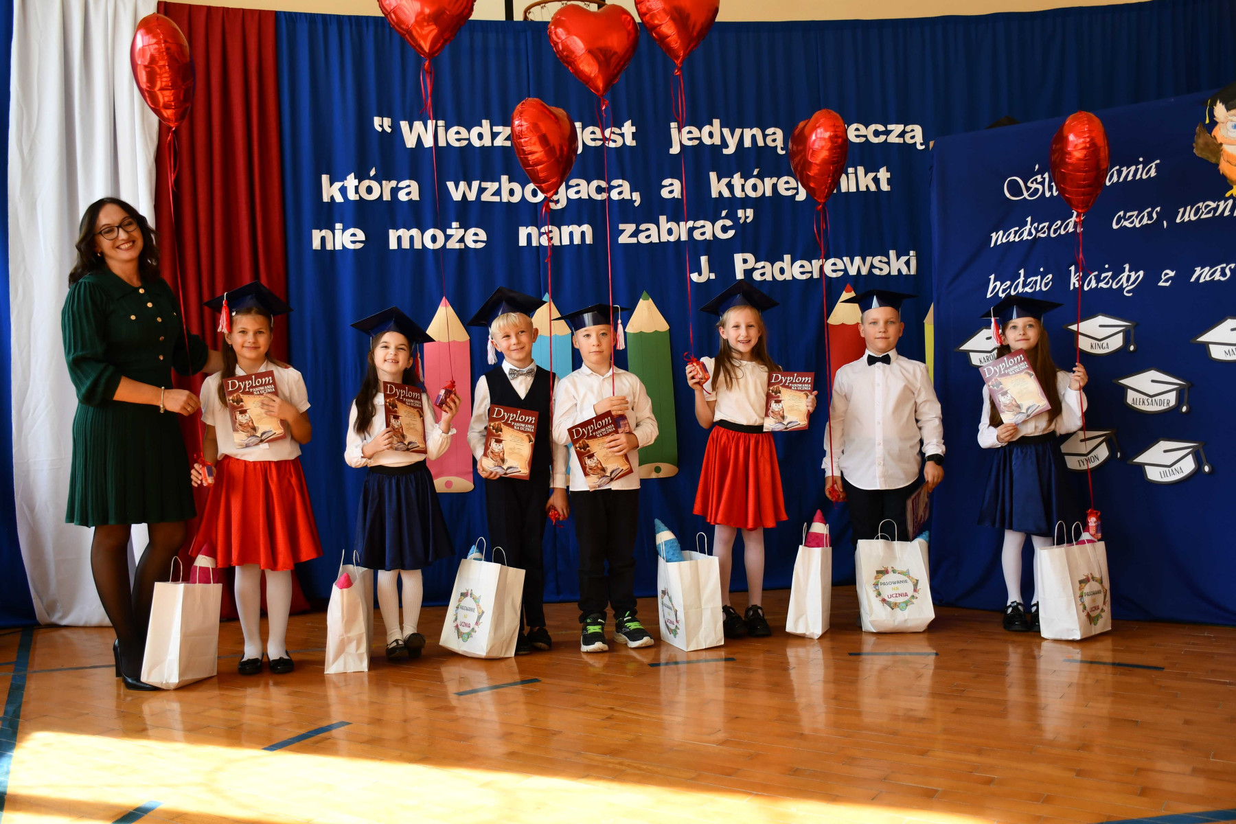 Dzień Edukacji Narodowej i Pasowanie na Ucznia Dzień Edukacji Narodowej i Pasowanie na Ucznia
