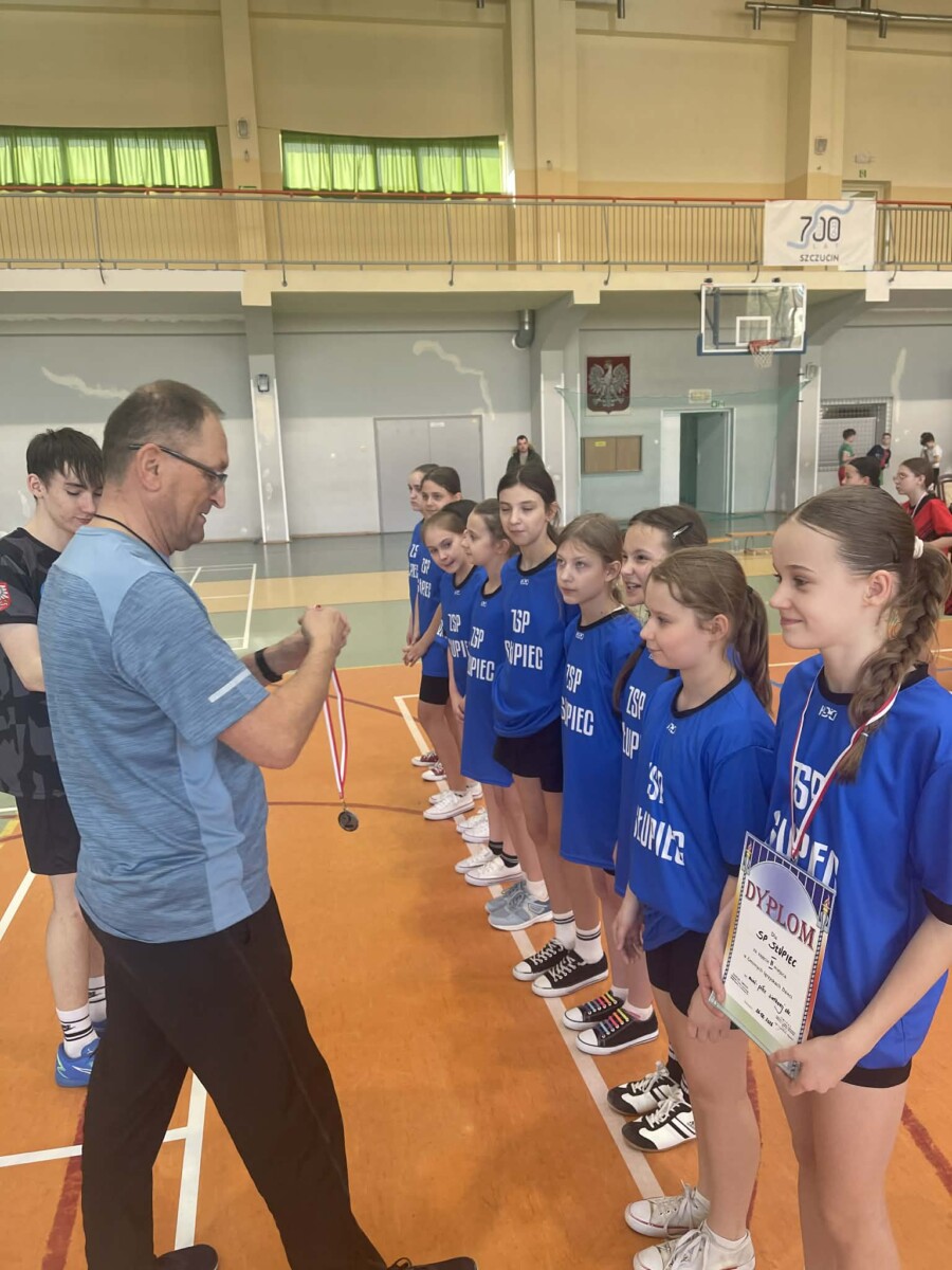 Igrzyska Dzieci w piłce siatkowej – sukces naszych uczennic Igrzyska Dzieci w piłce siatkowej – sukces naszych uczennic